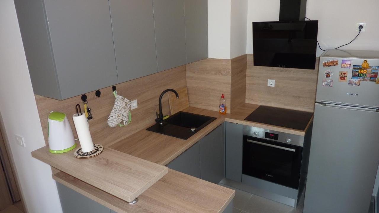 Apartment Jere With Private Parking Zadar Exterior photo